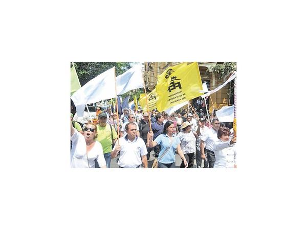 Por mejor educación, docentes y alumnos anuncian movilización