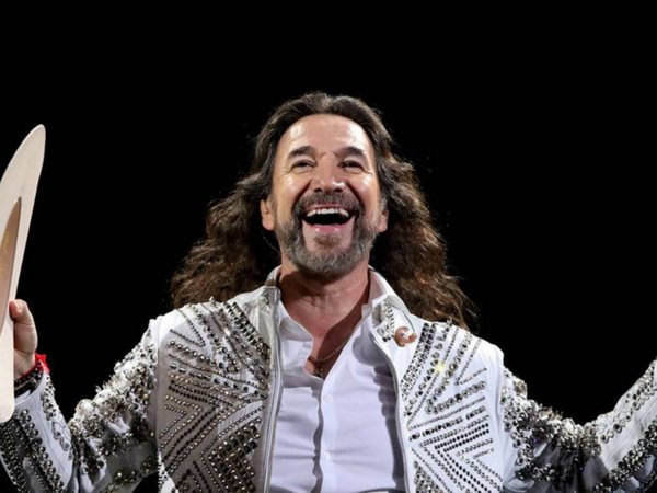 Marco Antonio Solís regresa para enamorar con sus grandes éxitos