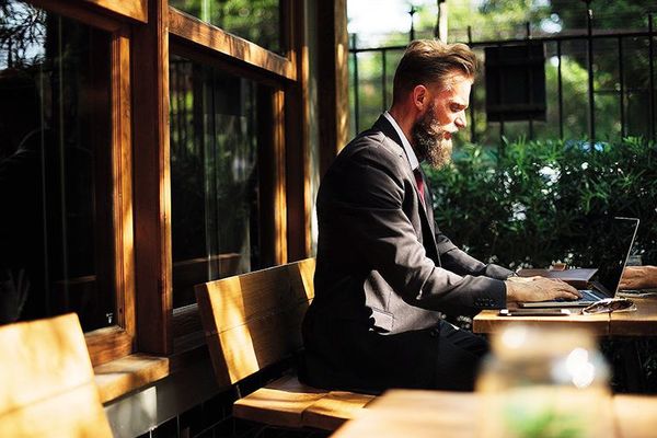 Vestimenta empresarial masculina - Nosotras Revista - ABC Color