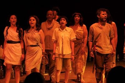 Tres obras en la cartelera teatral