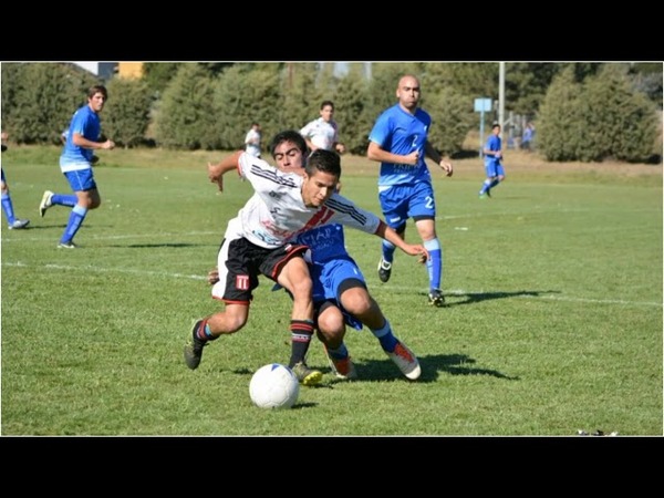 FÚTBOL AMATEUR, UNA TENDENCIA QUE CRECE EN ENCARNACIÓN