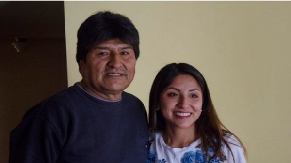 Hijos de Evo Morales salieron de Bolivia hacia la Argentina