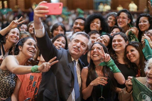 Polémica sobre aborto se agudiza ante la asunción de Fernández en Argentina - Mundo - ABC Color