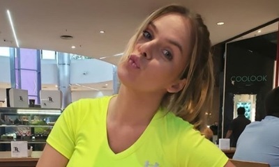 Gabi Wolscham mostró sus habilidades con la flauta