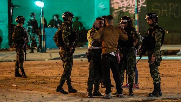 Protestas se intensifican en Colombia y Duque saca el Ejército a las calles | .::Agencia IP::.