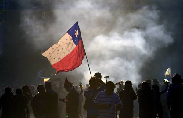 La vuelta del fútbol chileno duró un partido y medio