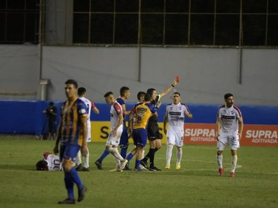 Nacional y Luqueño firman tablas en la Visera
