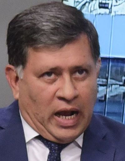 Diputados blanquean a 15 intendentes y ahora tratan intervención de Lambaré - Política - ABC Color