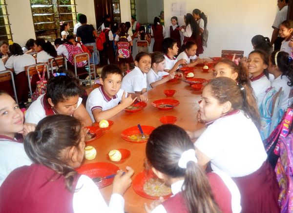 Jornadas extendidas en 100 escuelas desde 2020 - Locales - ABC Color