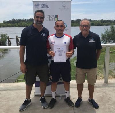 Entrenadores paraguayos se capacitan en Uruguay - Deportes - ABC Color