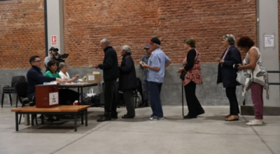 Uruguayos votan para elegir a su próximo presidente