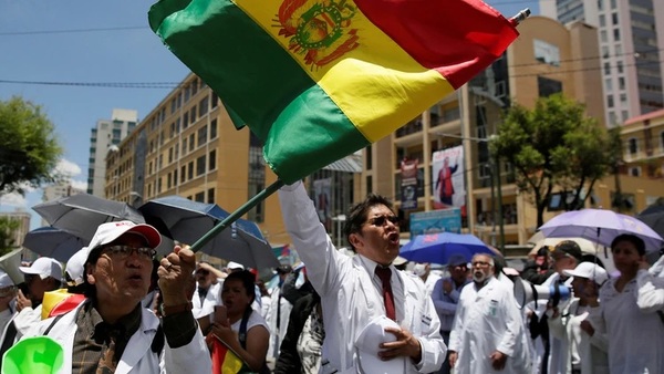 La presidenta de Bolivia convoca a nuevas elecciones generales