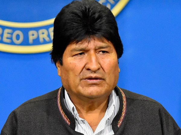 Morales puede volver a Bolivia pero sería procesado, dice Gobierno