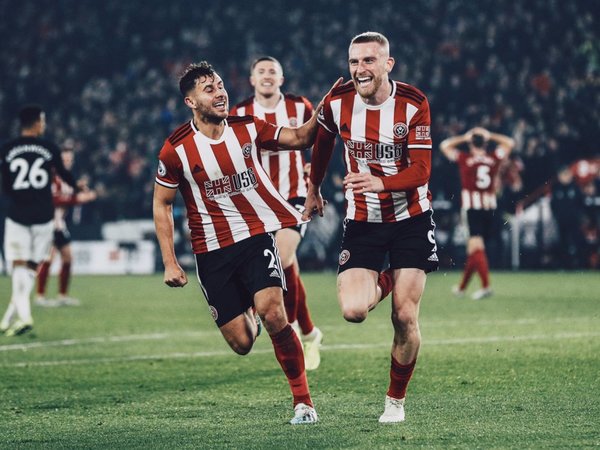 McBurnie frustra la remontada del Manchester United