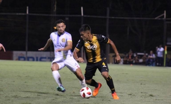 HOY /  Guaraní vence a Capiatá y General Díaz festeja