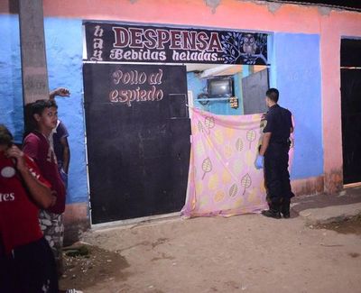 Asesinan de una puñalada a una mujer en Santa Lucía - Nacionales - ABC Color