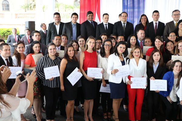 En Chile culminaron sus estudios unos 47 docentes paraguayos