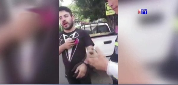 Ebrio a volante condujo en contramano y amenazó a agentes de tránsito | Noticias Paraguay