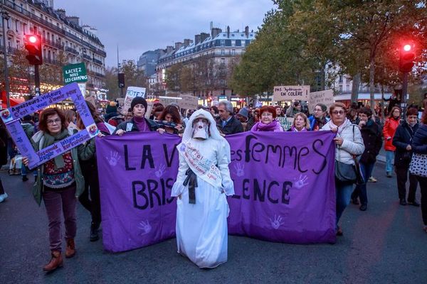 Francia busca un “electrochoque” con nuevas medidas contra la violencia de género - Mundo - ABC Color