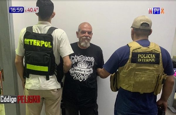 Interpol atrapa a alemán en Areguá | Noticias Paraguay