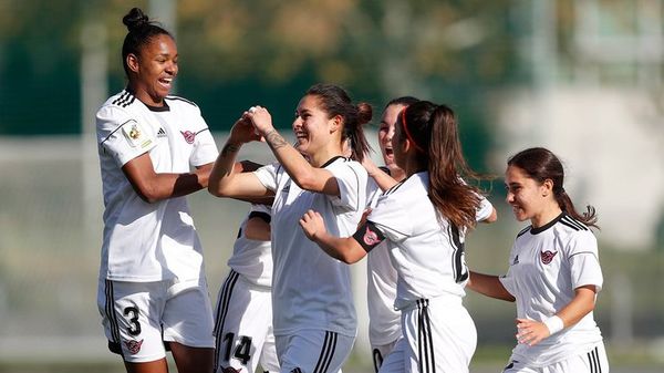 El golazo de Jessica Martínez - Fútbol - ABC Color