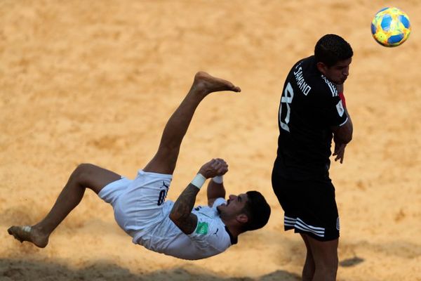 Italia manda a México a casa en otro show de Gori - Fútbol - ABC Color