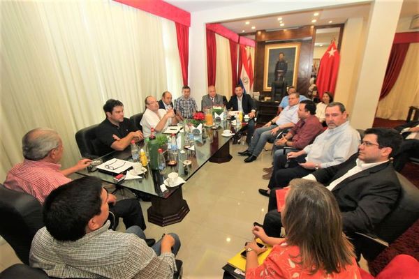 ANR, con silencio cómplice ante casos Cartes y Tarragó - Nacionales - ABC Color