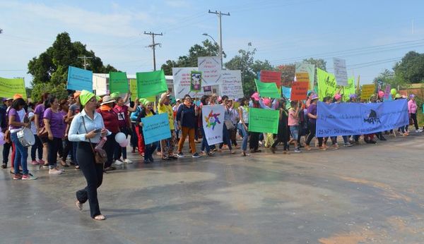 Kuñanguéra ojerúre justicia violencia ohasa asýva rehe - ABC Remiandu - ABC Color