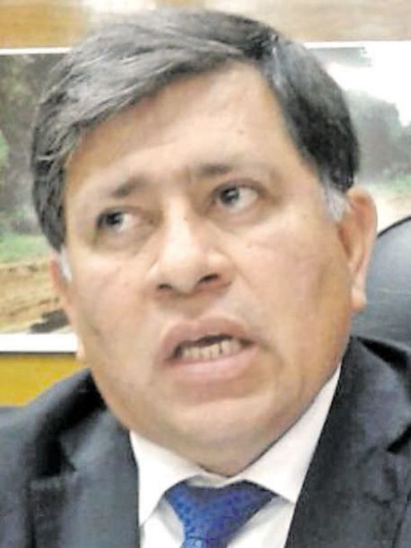 Diputados evitan tratar intervención a Lambaré - Política - ABC Color