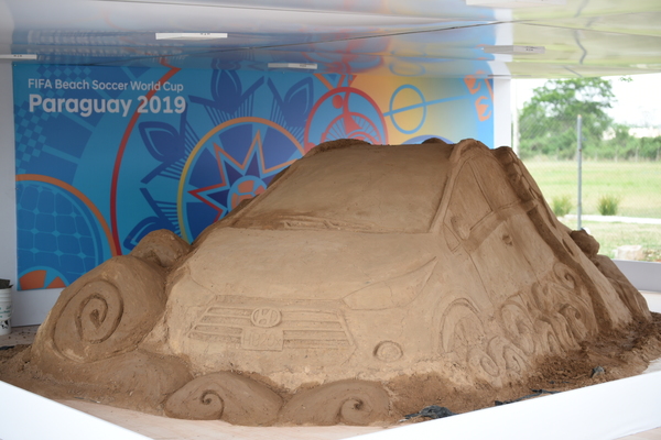 Niños disfrutarán de un taller de escultura en arena con artista paraguayo » Ñanduti