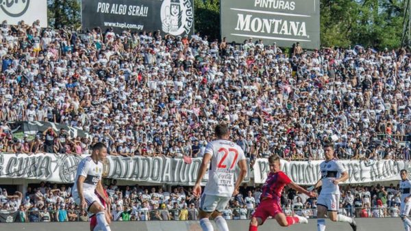 Diputado busca eliminar el monopolio del fútbol