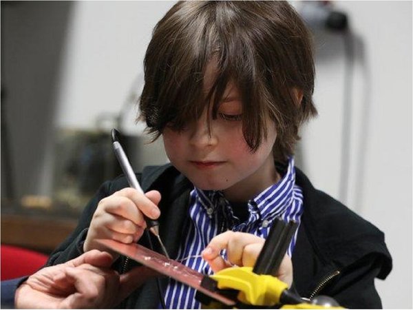 Niño de 9 años será el más joven en terminar un grado universitario
