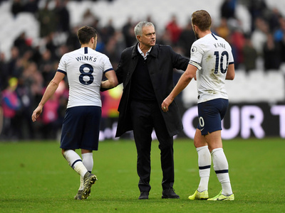 Mourinho regresa a la Champions y busca la clasificación del Tottenham