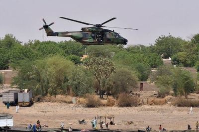 Murieron 13 militares franceses al chocar dos helicópteros en una operación | .::Agencia IP::.