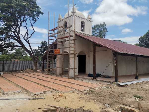 Histórico templo de Yabebyry recobra su brillo con trabajos de restauración