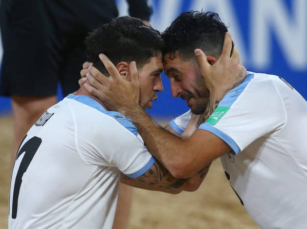 Compacto: Tahití 6-4 Uruguay