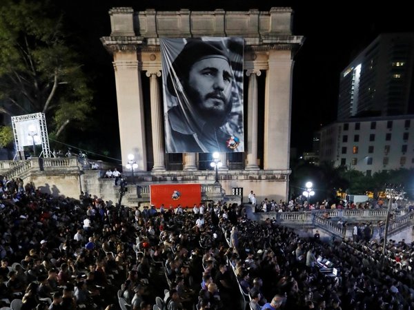 Cuba conmemora tercer aniversario de la muerte de Fidel Castro