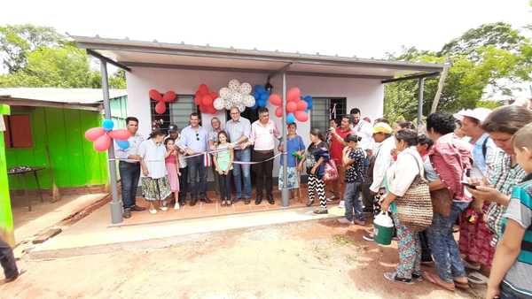 Ministerio entrega 154 viviendas a familas de San Vicente Pancholo | .::Agencia IP::.