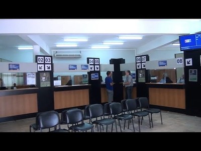 FUNCIONARIOS DE HACIENDA VAN A HUELGA POR 15 DÍAS