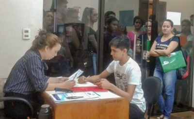 Becas de estudios de la Gobernación serán con adjudicación electrónica