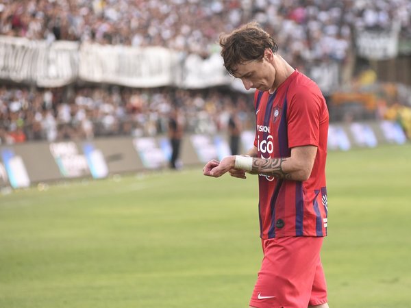 Dura sanción para Fernando Amorebieta