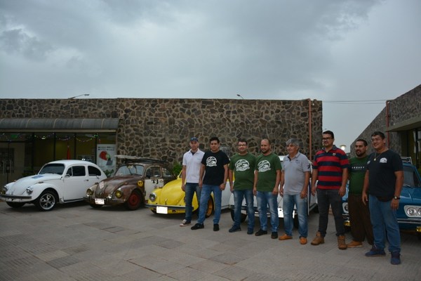 ORGANIZAN 3ER. ENCUENTRO DE AUTOS CLÁSICOS EN ENCARNACIÓN