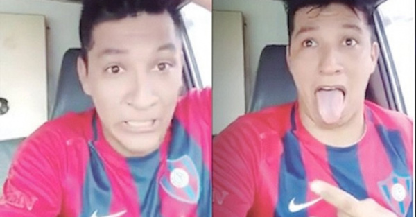 Hincha cerrista pechea camiseta a “Roquegol”