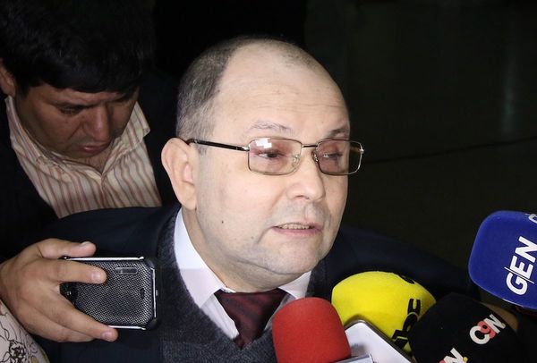 “Opositores son unos mediocres oportunistas”