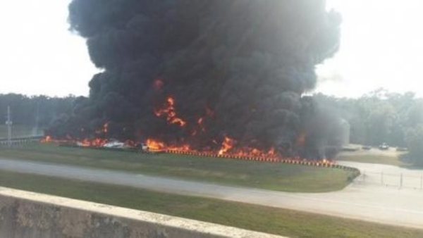 Gigantesca explosión en una planta química de Texas: evacuan alrededores | .::Agencia IP::.