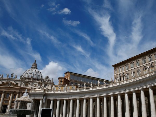 Francisco reconoce que hubo corrupción en finanzas del Vaticano
