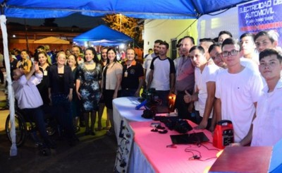 Alumnos de Artes y Oficios cierran ciclo con presentación de trabajos