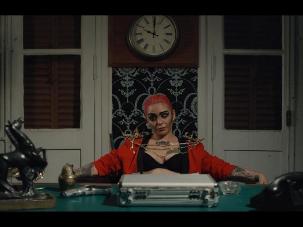Andrea Valobra estrena videoclip del sencillo Juana