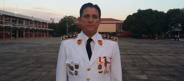 Comandante Resquín pide a “Payo” explicaciones y este lo amenaza