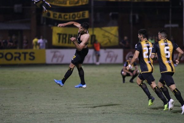 Guaraní 2 - Capiatá 1. Fecha 17 Clausura 2019